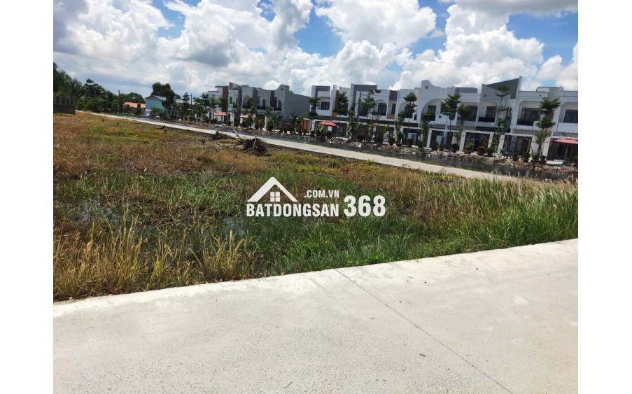 Bán đất nền thổ cư giá rẻ Nguyễn Hữu Trí Bình Chánh ngang 5m dài 20m