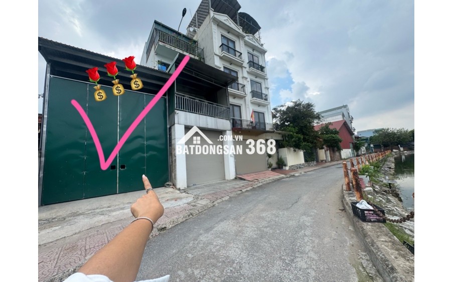 Bán Nhà Bát Khối 11 tỷ 86m ô tô đỗ cửa,vỉa hè view hồ