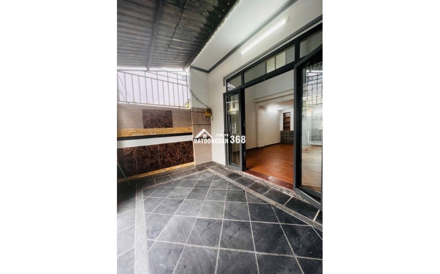 Chủ chuyển công tác cần bán nhà gấp quận 7