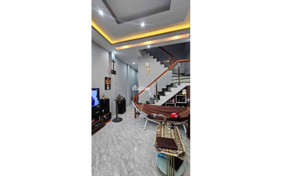 NHÀ ĐẸP QUẬN 7 – 60,4M² – 3 TẦNG – FULL NỘI THẤT  Kề bên Phú Mỹ Hưng, vị trí cực thuận tiện, gần Huỳnh Tấn Phát.
