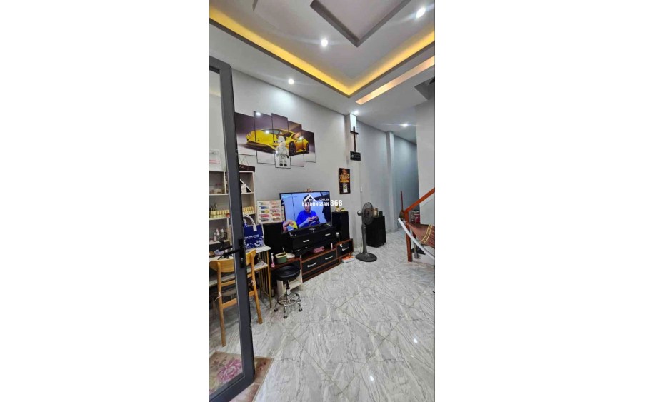 NHÀ ĐẸP QUẬN 7 – 60,4M² – 3 TẦNG – FULL NỘI THẤT  Kề bên Phú Mỹ Hưng, vị trí cực thuận tiện, gần Huỳnh Tấn Phát.