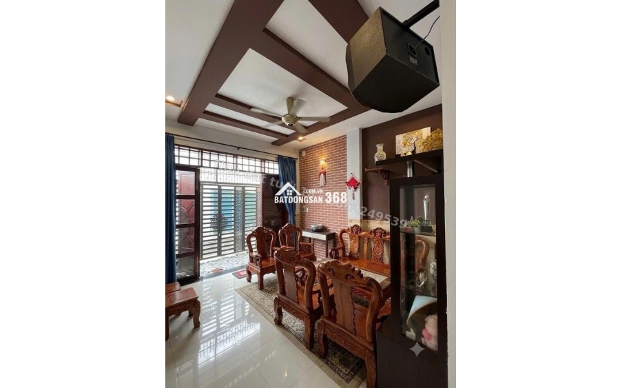  NHÀ 3 TẦNG CĂN GÓC TRUNG TÂM TRƯỜNG THỌ PHƯỜNG THỦ ĐỨC – 5 PHÒNG NGỦ, Ô TÔ ĐẬU TRƯỚC NHÀ
