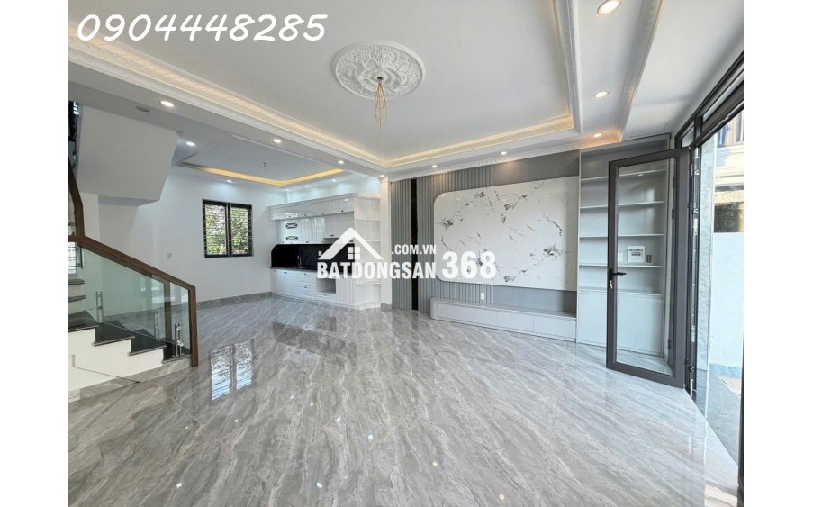 Nhà đẹp độc lập sân cổng riêng mặt ngõ cách đường chính 20m ô tô đỗ cửa tại Đằng Hải Hải An