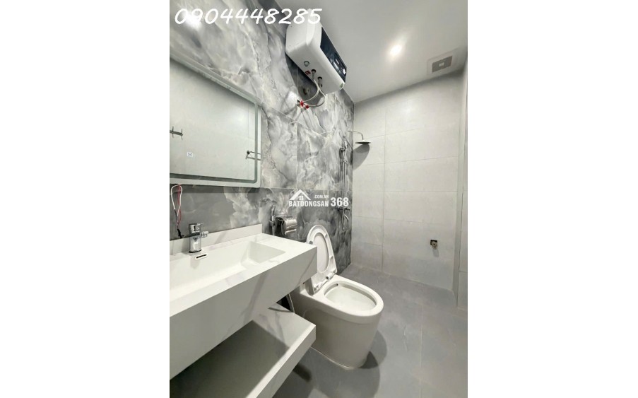 Nhà đẹp độc lập sân cổng riêng mặt ngõ cách đường chính 20m ô tô đỗ cửa tại Đằng Hải Hải An