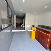 Bán tòa nhà dịch vụ 19 phòng cho thuê đối diện bệnh viện đa khoa thanh trì