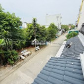 Nhà mới long truờng. Giá tốt chưa từng có