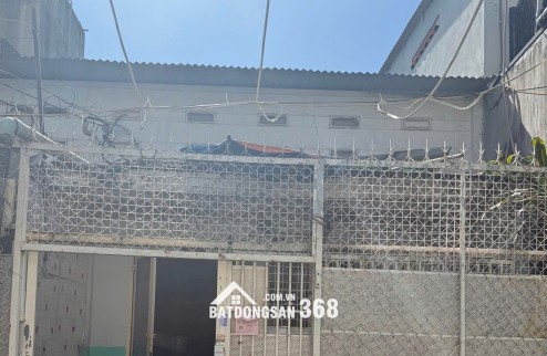 Bán nhà Quận 12,  trục Trường Chinh, 45m2, khu phân lô ô tô thông, nhỉnh 4 tỷ