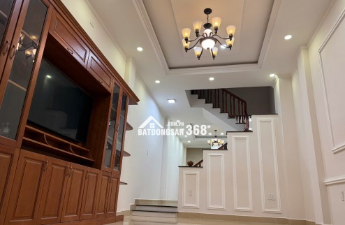  Bán nhà mặt tiền kinh doanh Phường Hiệp Bình  – Ngay sau TTTM Gigamall Thủ Đức –  84m2  4 tầng, Sân đậu xe hơi 7 chỗ