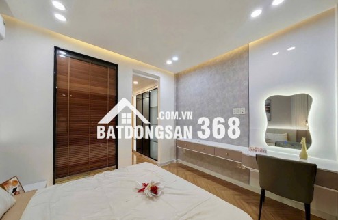 Phú Nhuận, chỉ 15 phút đến sân bay kể cả giờ cao điểm, dưới 15 tỷ. 5 tầng, 10 căn hộ khai thác.