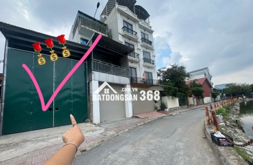 Bán Nhà Bát Khối 11 tỷ 86m ô tô đỗ cửa,vỉa hè view hồ