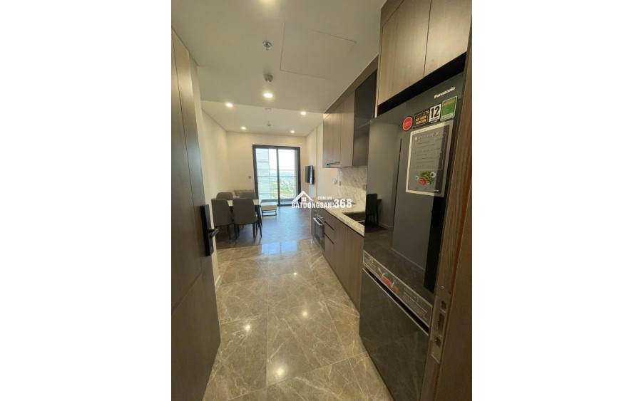 Cho thuê căn 2PN Lumiere Evergreen Tòa A3 full đồ 14 triệu. LH 0989516655