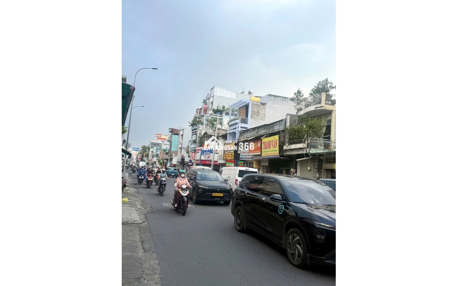 MẶT TIỀN KINH DOANH SÁT CHỢ VẢI TÂN BÌNH. GIÁ 18 tỷ