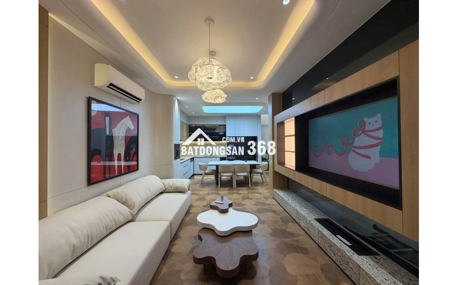 Bán nhà 4T đẹp lung linh đẳng cấp, mới xây, đường Lý Phục Man, hẻm xe hơi, giá nhỉnh 13 tỷ