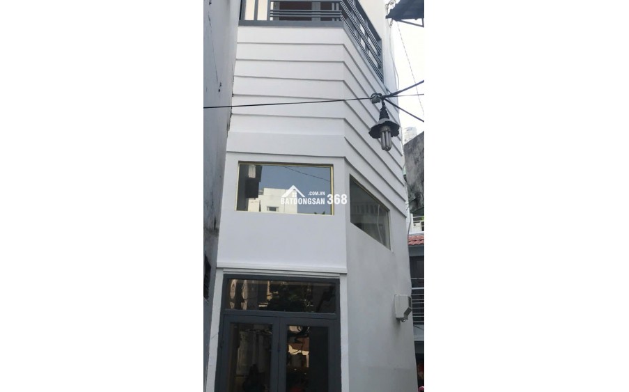 Bán nhà hẻm xe tải Trần Hưng Đạo P2 Q5 đúc 3 tầng