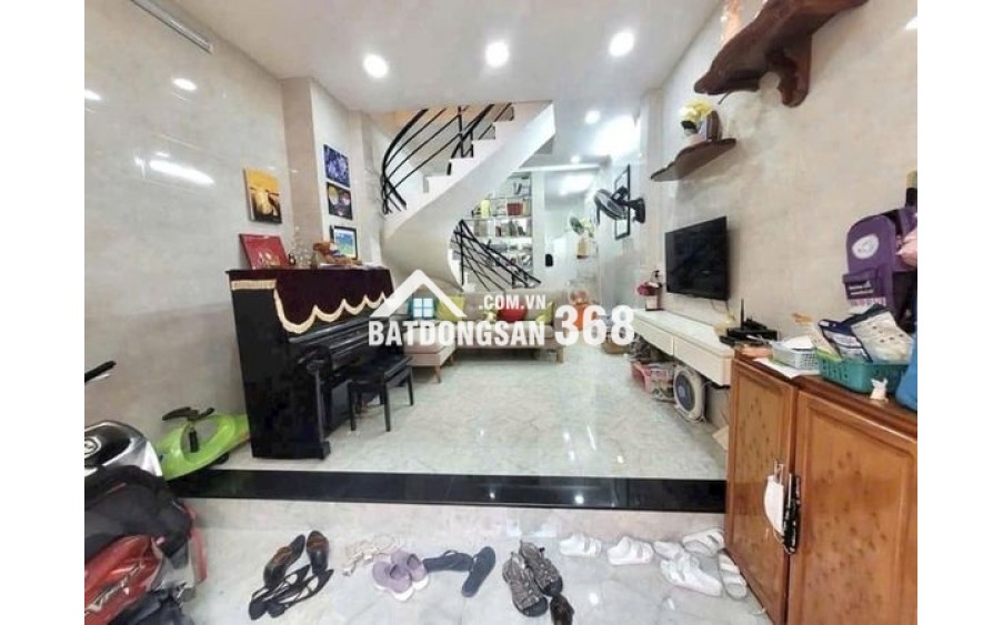 Nhà Bình Tân chính chủ bán, hẻm thông, cách mặt tiền 18m, 3.5x15m, 52.5m2, SHR, chỉ 2.95 tỷ