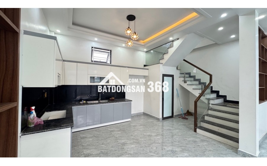 3 TẦNG-NGÕ ÔTÔ ĐỖ CỬA-3 NGỦ KHÉP KÍN - 2,35đ