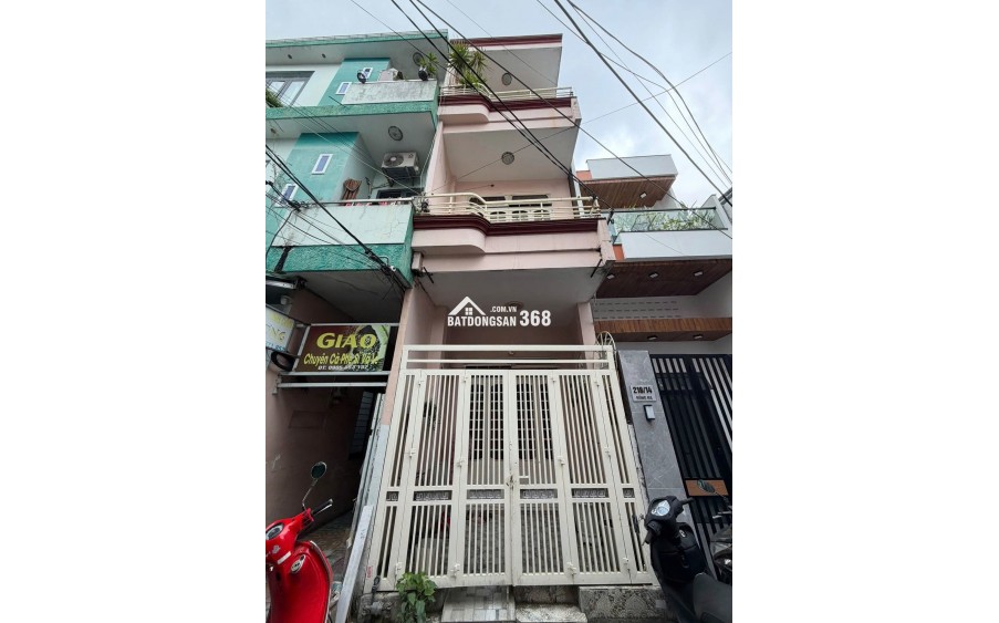 Nhà 3 tầng, kiệt Đống Đa 6m, kiệt rộng thông thoáng có thể kinh doanh, thông ra được đường Lý Tự Trọng, nhiều tiện nghi xung quanh..