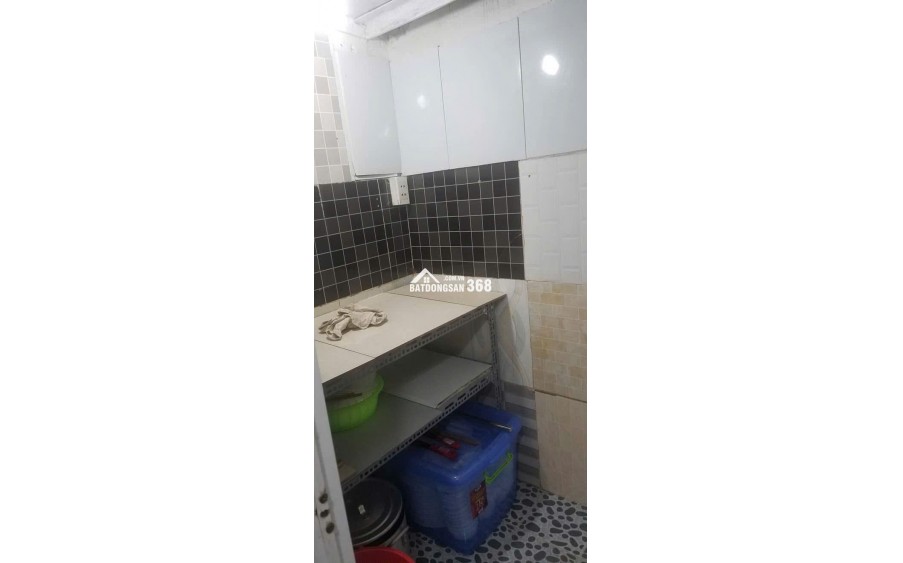 Cho thuê nhà 14/151A, Thái Hà, diện tích ~10m2 : Tiện làm VPĐD, CH, KD