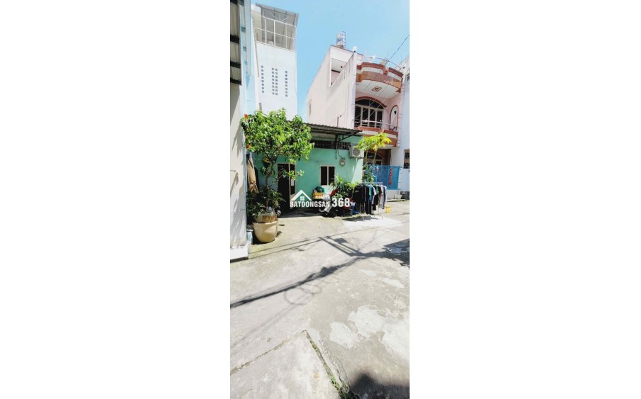 CHÍNH CHỦ CẦN BÁN NHÀ HẺM XE HƠI- GIÁP QUẬN 6- ĐỐI DIỆN BẾN XE MIÊN TÂY