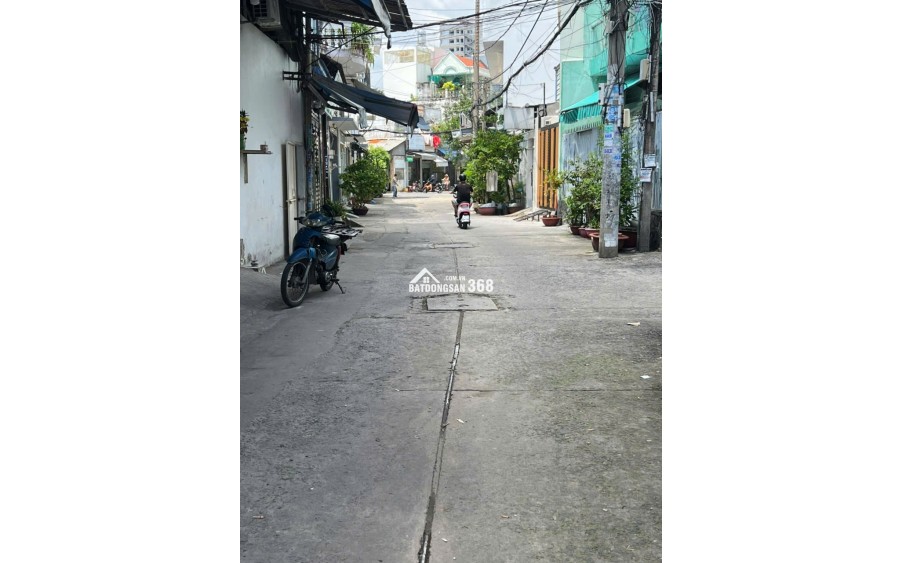 CHÍNH CHỦ CẦN BÁN NHÀ HẺM XE HƠI- GIÁP QUẬN 6- ĐỐI DIỆN BẾN XE MIÊN TÂY