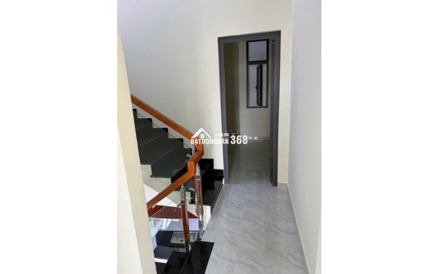 Bán nhà mới 100% 1 trệt 3 lầu tại ĐS9, P. BHH, Bình Tân