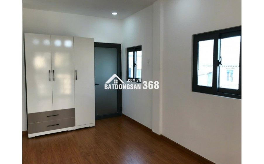 Bán nhà hẻm xe tải Trần Hưng Đạo P2 Q5 đúc 3 tầng