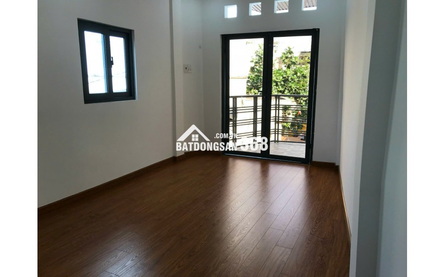 Bán nhà hẻm xe tải Trần Hưng Đạo P2 Q5 đúc 3 tầng