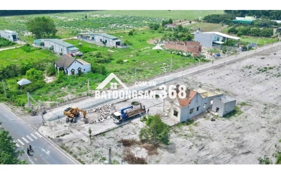 Đất mặt tiền đường nhựa 32m ngay kcn Becamex Bình Phước, SHR