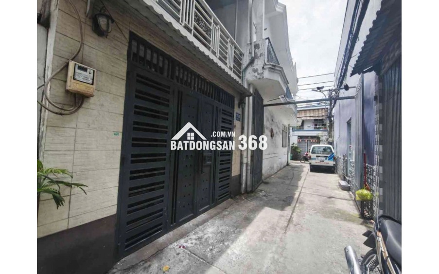 Bán nhà 48m2 Bình Long, Tân Phú, 2 tầng, 2PN, hướng Nam, sổ hồng riêng nhĩnh 4đ