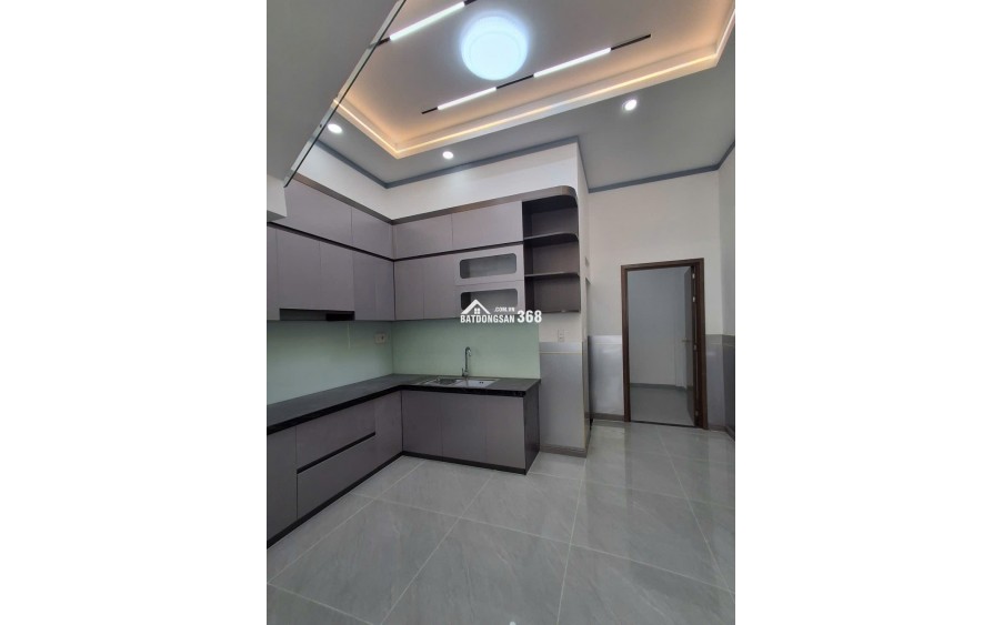 Nhà mới xây 1 lầu 1 trệt , đường ô tô 2.8 tỷ _60m2,3 phòng ngủ