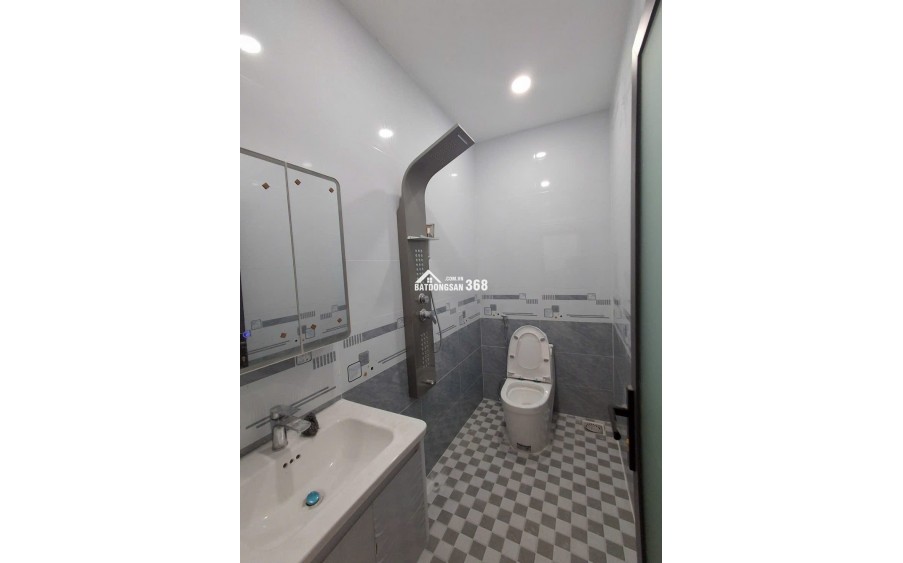 Nhà mới xây 1 lầu 1 trệt , đường ô tô 2.8 tỷ _60m2,3 phòng ngủ