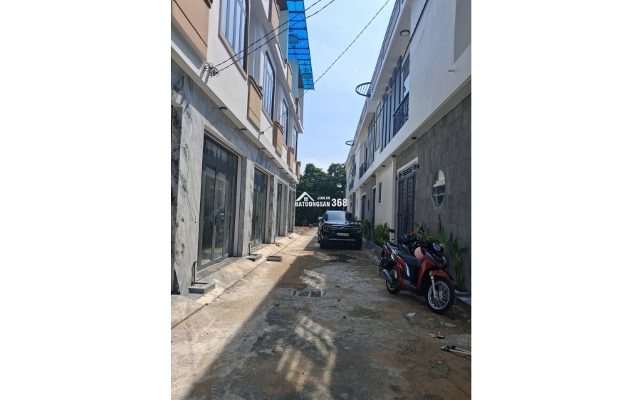 Nhà mới xây 1 lầu 1 trệt , đường ô tô 2.8 tỷ _60m2,3 phòng ngủ