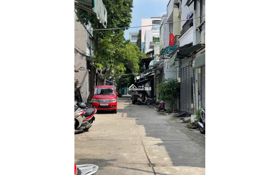 Bán nhà 68m2 (4x17m) đường Lê Thúc Hoạch, Tân Phú, 2 tầng, sổ hồng riêng, giá chỉ 5 tỷ.
