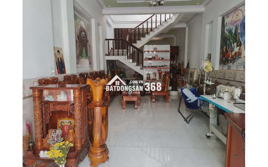 Giảm 1.2 tỷ ,Mặt Tiền Nguyễn Minh Khai , Gần Vincom 550 Dĩ An , 381m2 , 3 tầng , giá rẻ