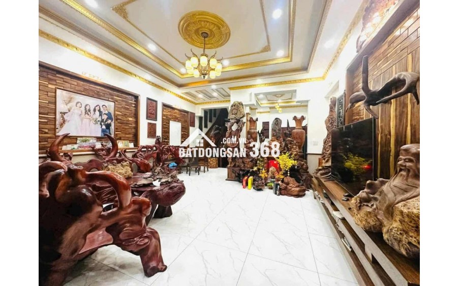 Giảm 5 tỷ , Nhà 2 Mặt Tiền DT743 , Ngay Vincom 550 , 212m2 , 5 tầng