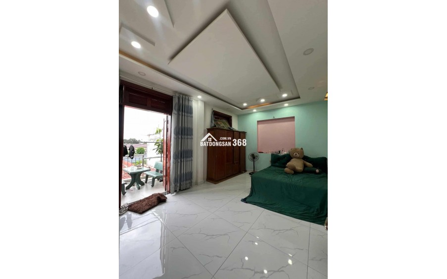 Giảm 5 tỷ , Nhà 2 Mặt Tiền DT743 , Ngay Vincom 550 , 212m2 , 5 tầng