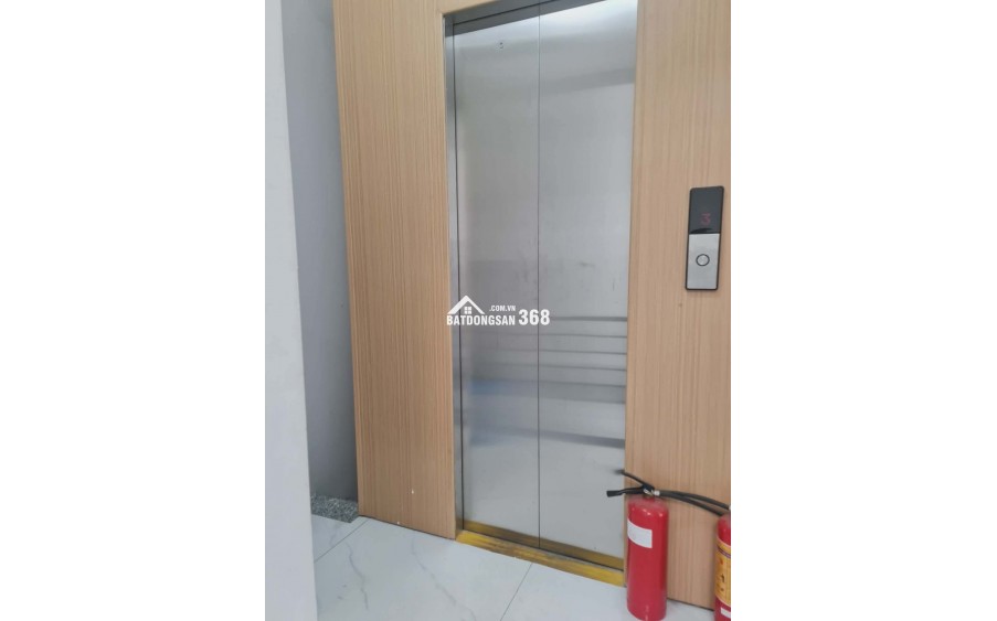 Căn Hộ Dịch Vụ , GS ngay Go Dĩ An , 1 hầm 4 tầng , Thang máy , 8 Phòng