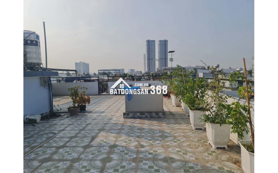 Căn Hộ Dịch Vụ , GS ngay Go Dĩ An , 1 hầm 4 tầng , Thang máy , 8 Phòng