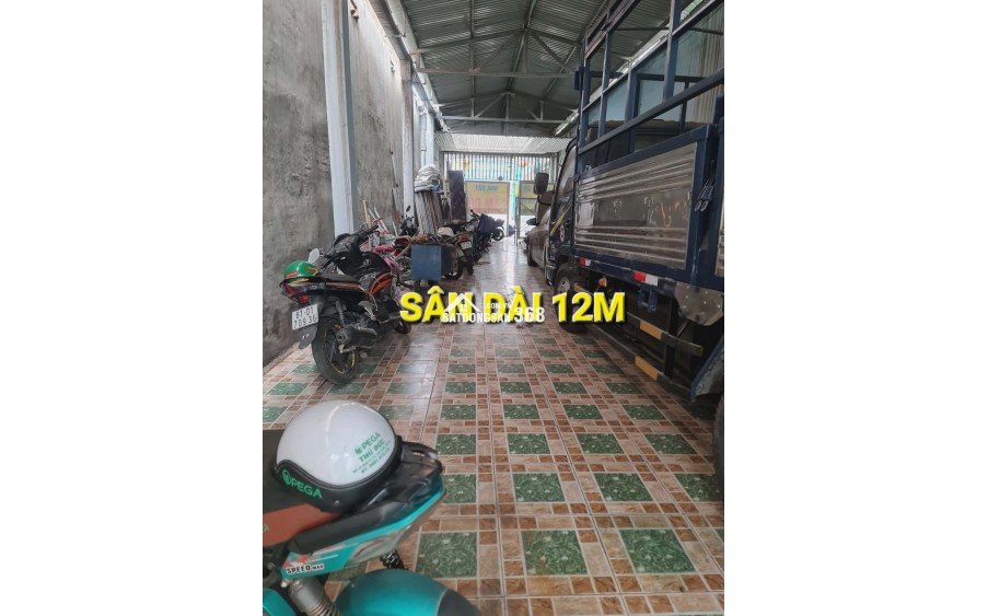 Giảm 1.2 tỷ ,Mặt Tiền Nguyễn Minh Khai , Gần Vincom 550 Dĩ An , 381m2 , 3 tầng , giá rẻ