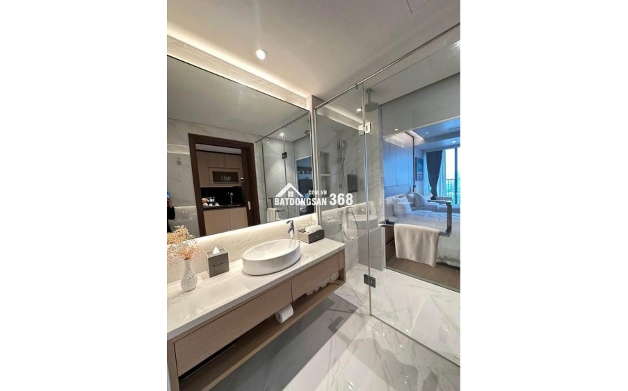 Bán studio 38,05m² view trực diện biển Mỹ Khê Soleil Đà Nẵng, full nội thất, bàn giao vận hành ngay, 4.2 tỷ