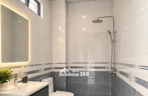 BÁN GẤP BIỆT THỰ NGANG 7M NGAY NGÃ TƯ BẾN CÁ CHỈ VỚI 700TR