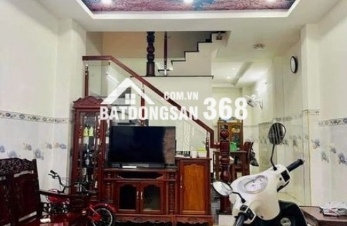 Bán gấp nhà Bình Tân, cách mặt tiền 20m, 4x16m, 64m2, sổ riêng, giá chỉ 3.55 tỷ