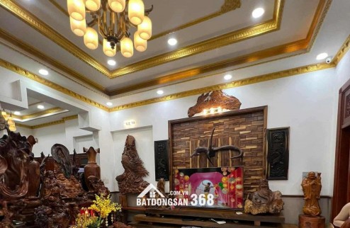 Giảm 5 tỷ , Nhà 2 Mặt Tiền DT743 , Ngay Vincom 550 , 212m2 , 5 tầng